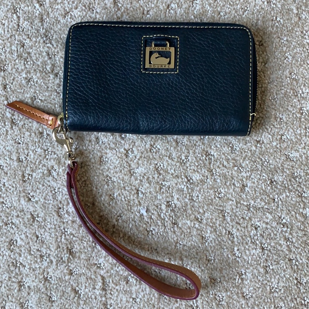 Dooney & Bourke Wristlet